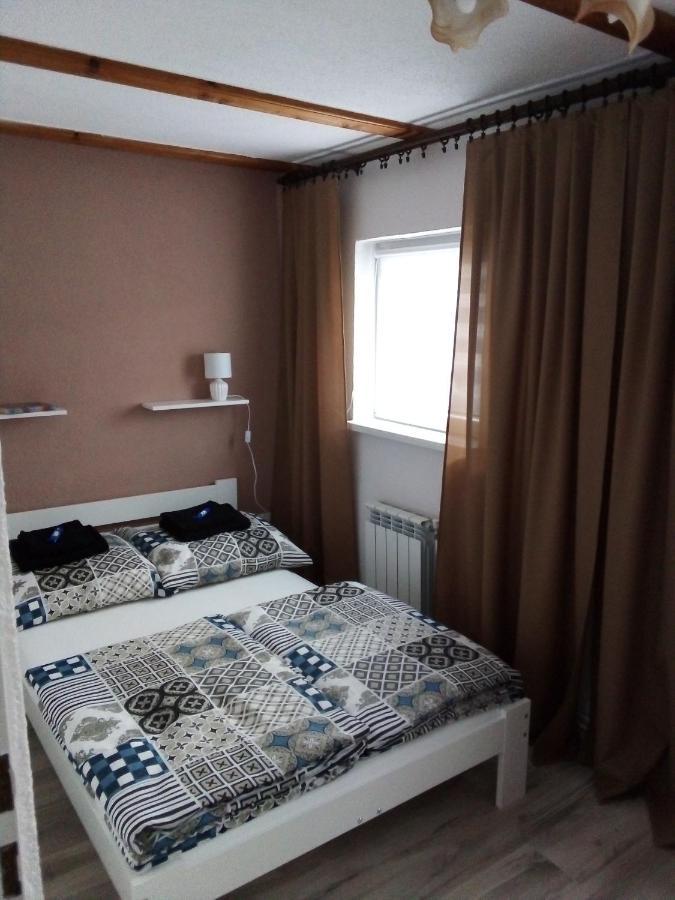 Domek Na Prerii Vila Ustrzyki Dolne Exterior foto
