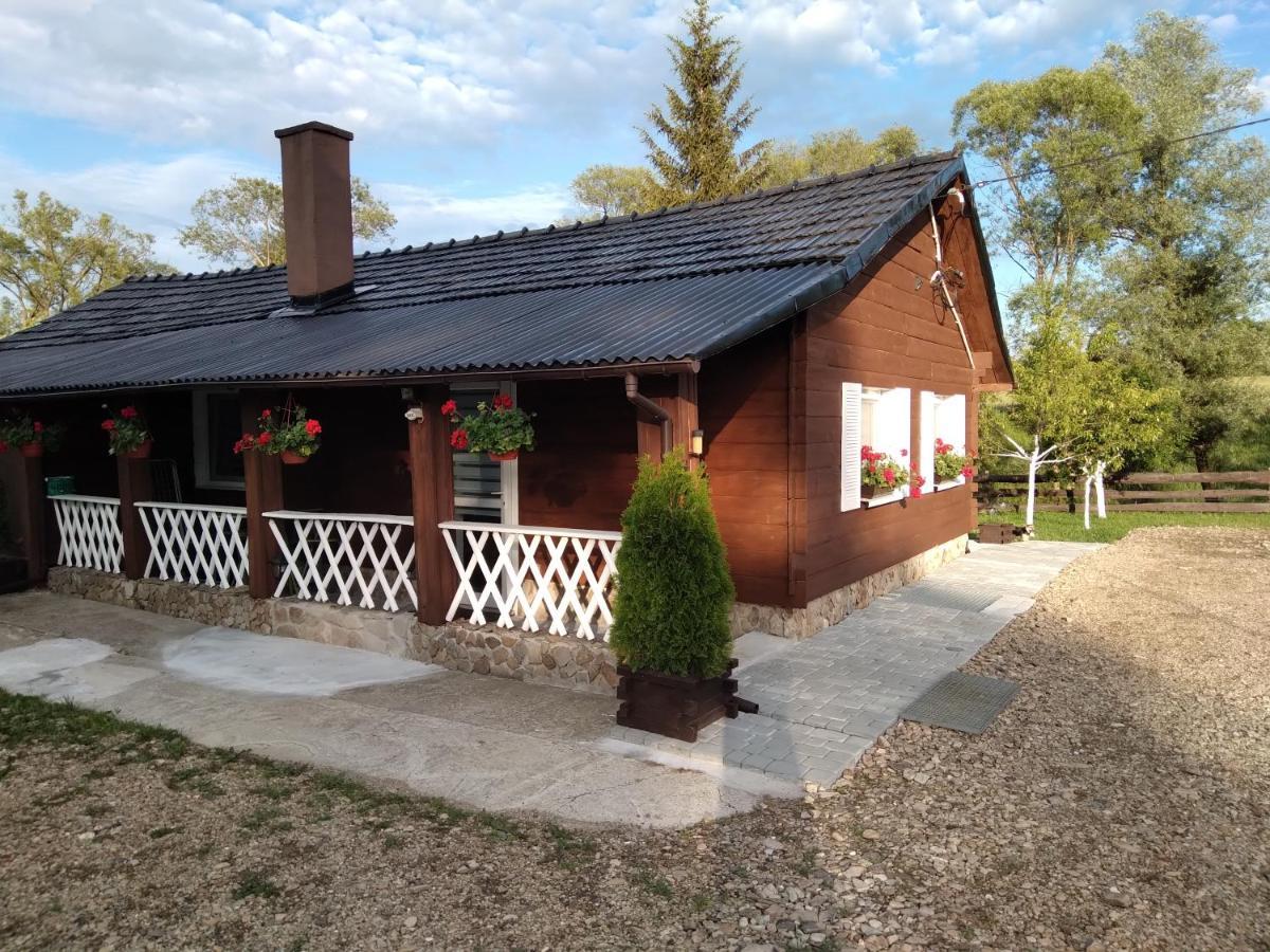 Domek Na Prerii Vila Ustrzyki Dolne Exterior foto