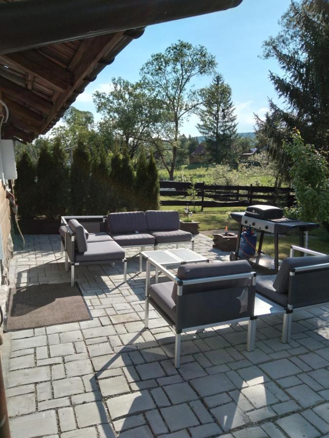 Domek Na Prerii Vila Ustrzyki Dolne Exterior foto