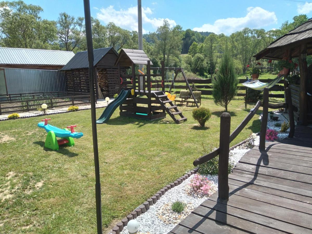 Domek Na Prerii Vila Ustrzyki Dolne Exterior foto