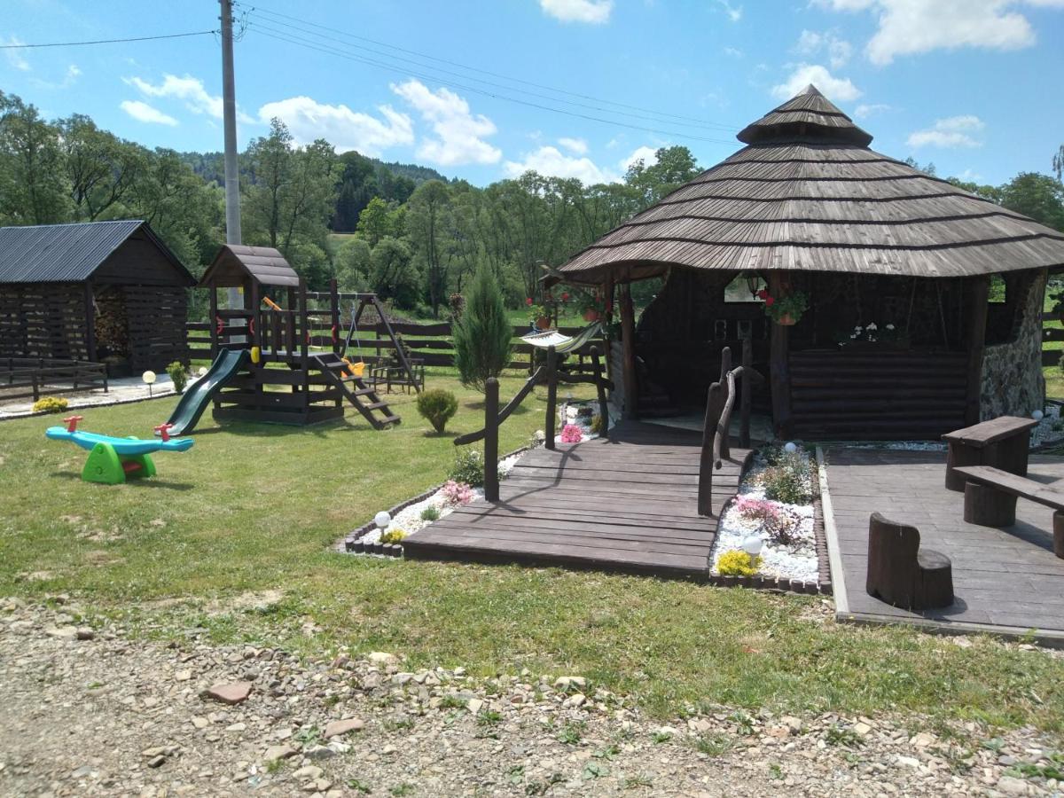 Domek Na Prerii Vila Ustrzyki Dolne Exterior foto