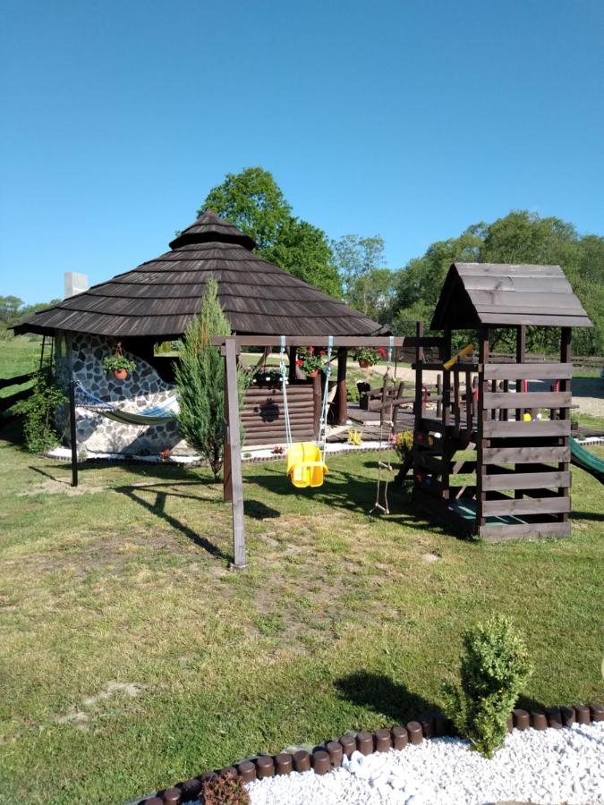 Domek Na Prerii Vila Ustrzyki Dolne Exterior foto