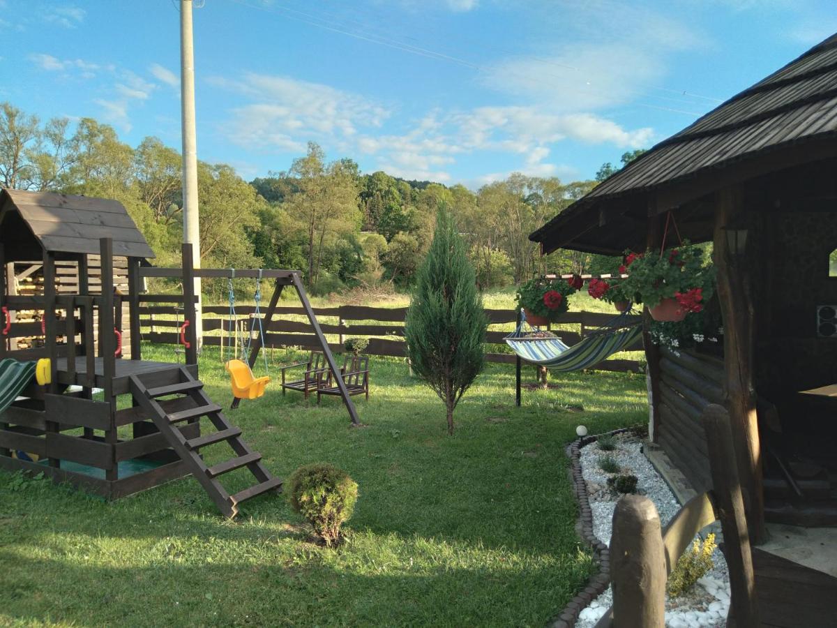 Domek Na Prerii Vila Ustrzyki Dolne Exterior foto