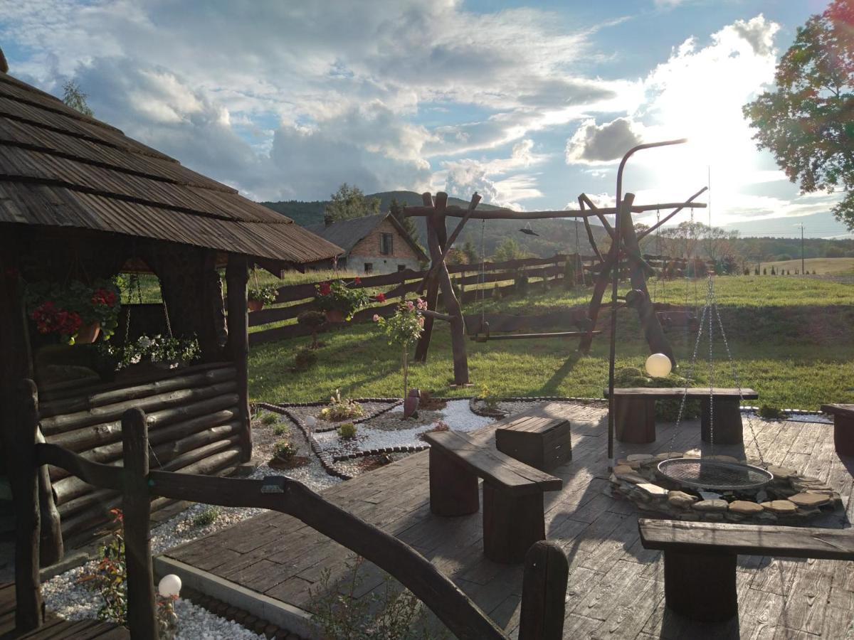 Domek Na Prerii Vila Ustrzyki Dolne Exterior foto